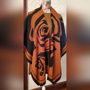 Ming Wang Black and Rust Knit Floral Shawl